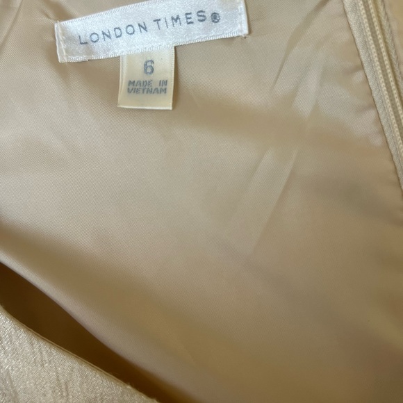London Times Size 6 Champagne satin & lace dress NWT - Picture 5 of 5